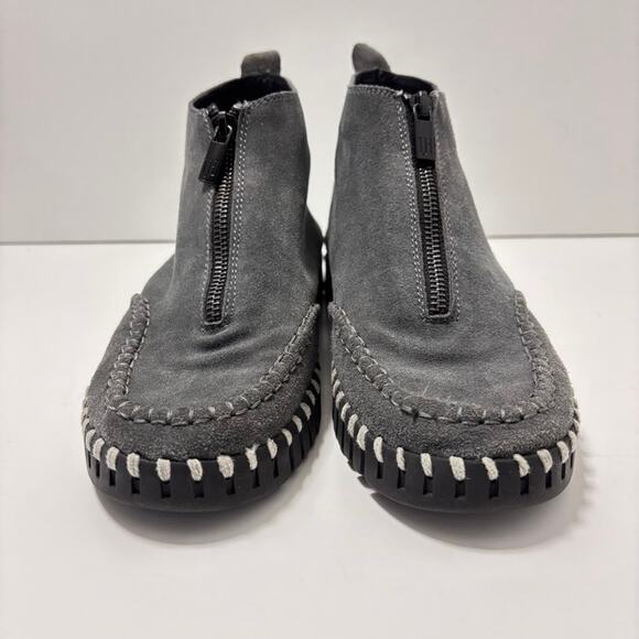 Ilse Jacobsen Tulip Front Zip Gray Suede Boots 40 (9.5-10) Futuristic Modern - Picture 4 of 12